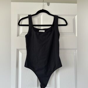 Babaton Squareneck Bodysuit
